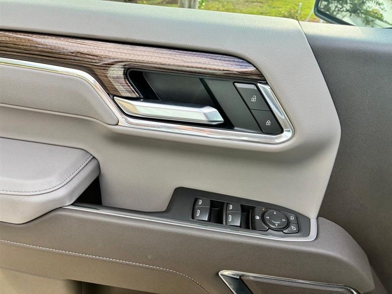 Chevrolet Silverado 1500 LT Crew Cab 4WD 2026