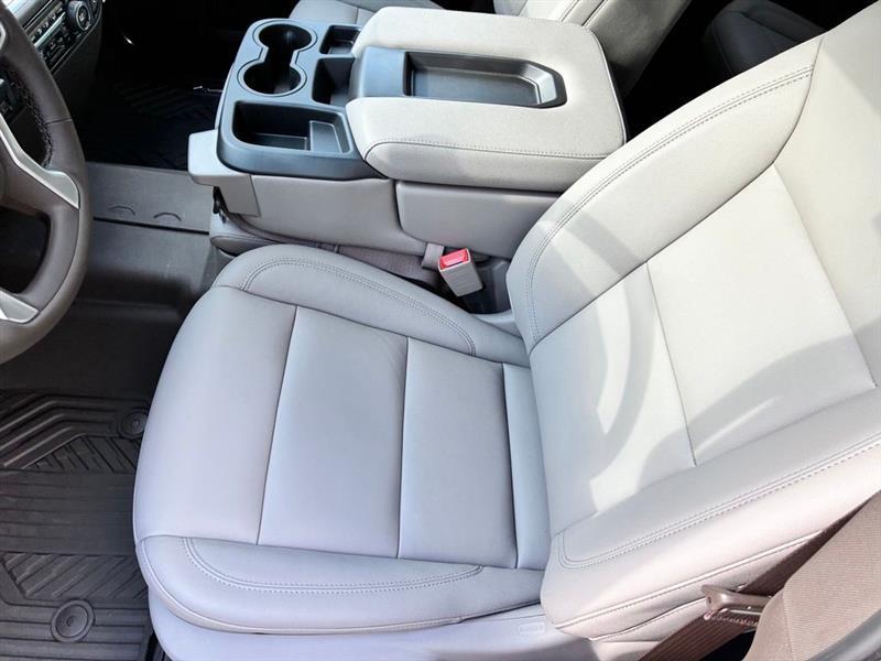 Chevrolet Silverado 1500 LT Crew Cab 4WD 2026