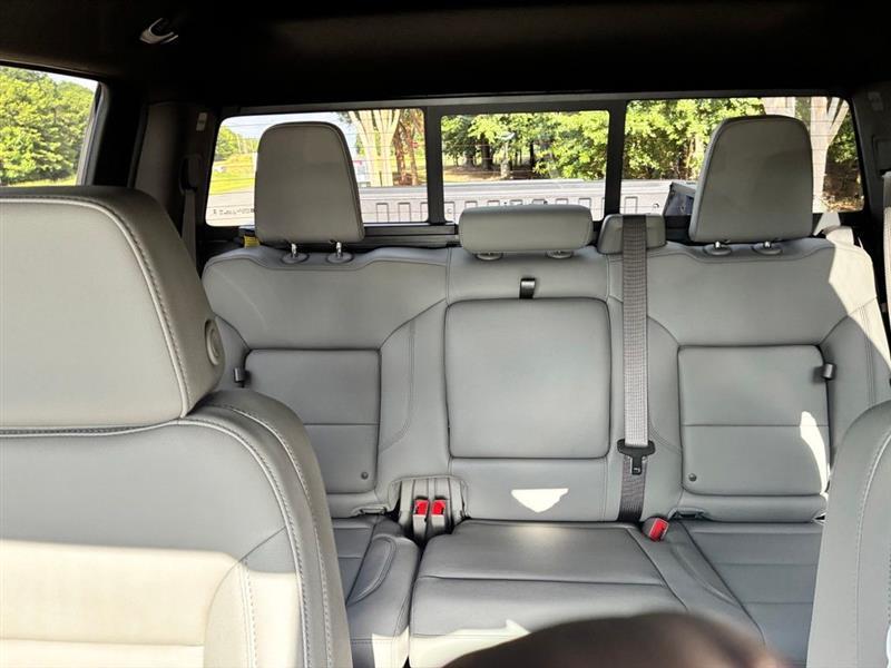 Chevrolet Silverado 1500 LT Crew Cab 4WD 2026