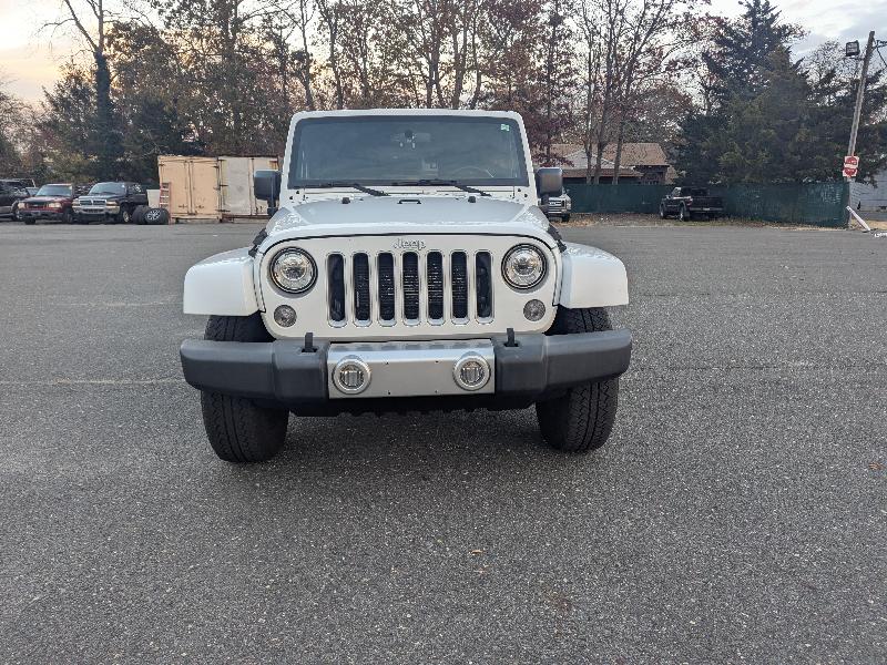 2017 Jeep Wrangler Unlimited Sahara 4WD
