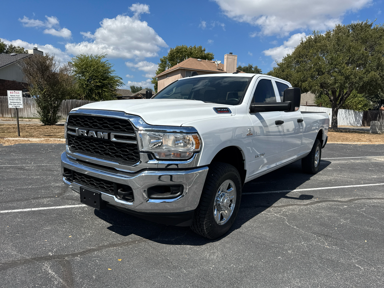 2020 RAM 3500 Tradesman 4x4 Crew Cab 8' Box