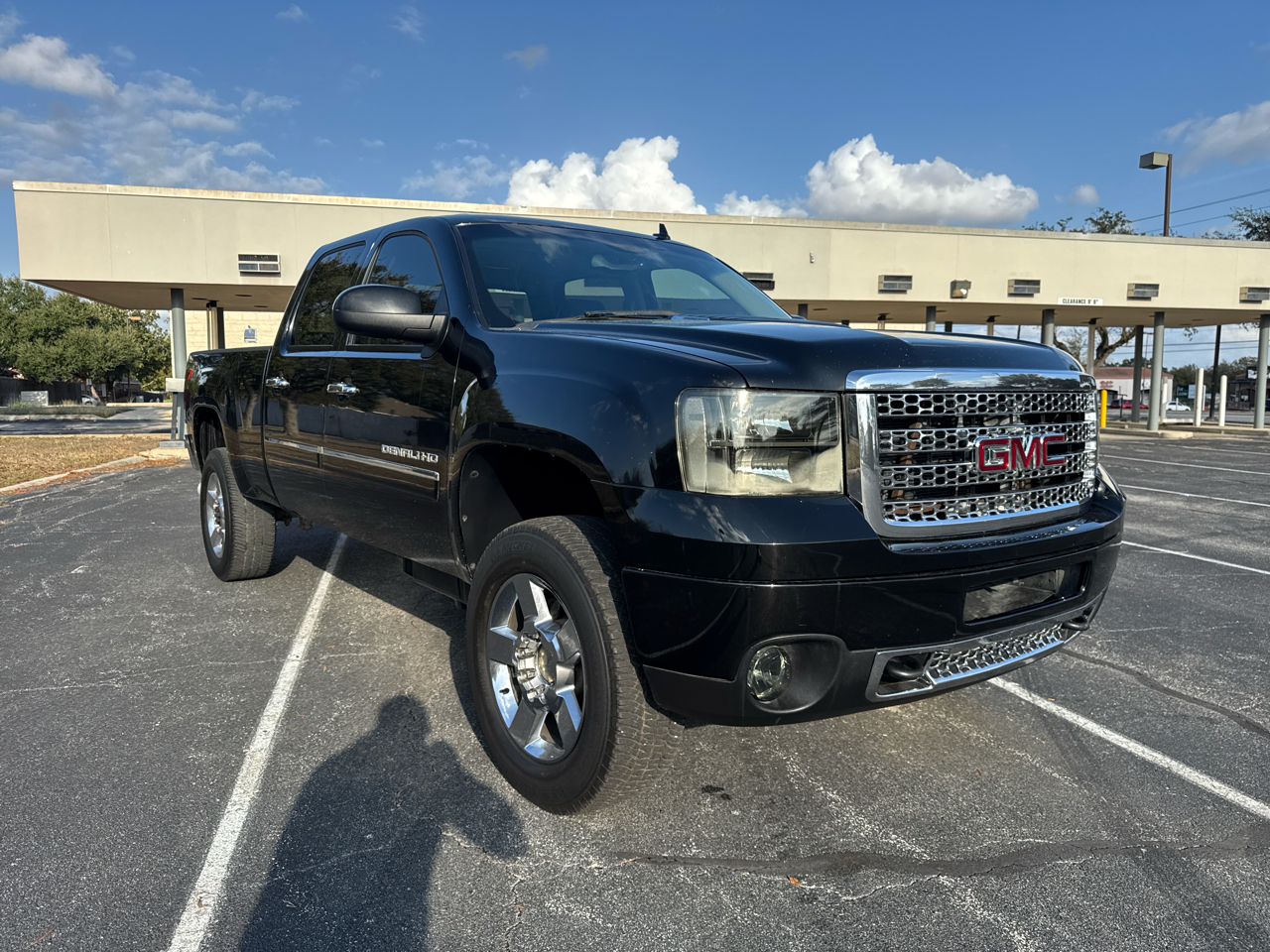 2014 Gmc Sierra Denali photo 2