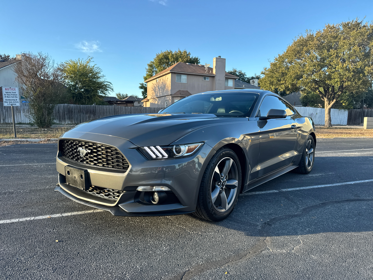 2016 Ford Mustang 2dr Fastback EcoBoost