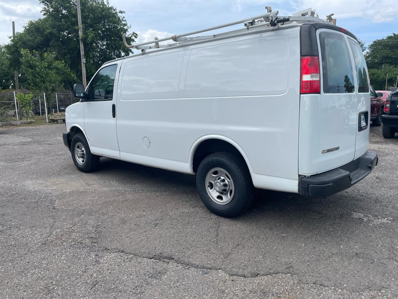 Chevrolet Express 2500 Cargo 2021