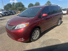 2017 Toyota Sienna 