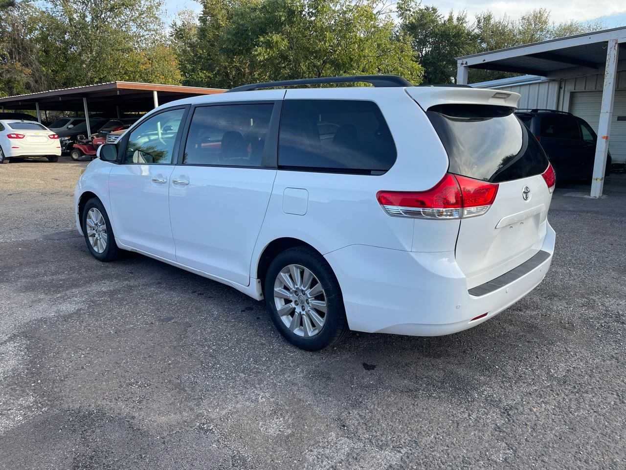 Toyota Sienna Limited AWD 7-Passenger V6 2013 Toyota Sienna Limited AWD 7-Passenger V6 2013