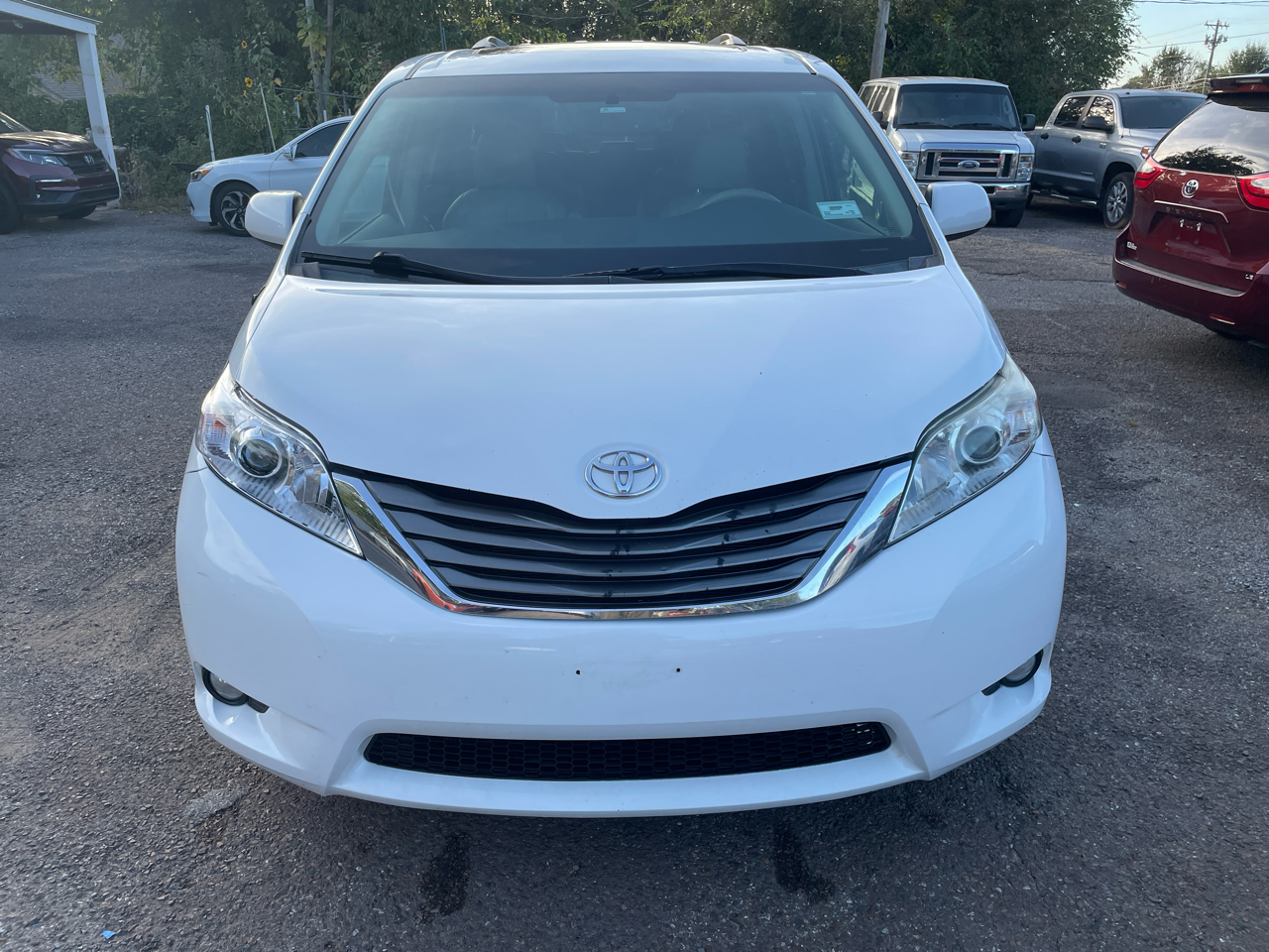 Toyota Sienna Limited AWD 7-Passenger V6 2013 Toyota Sienna Limited AWD 7-Passenger V6 2013