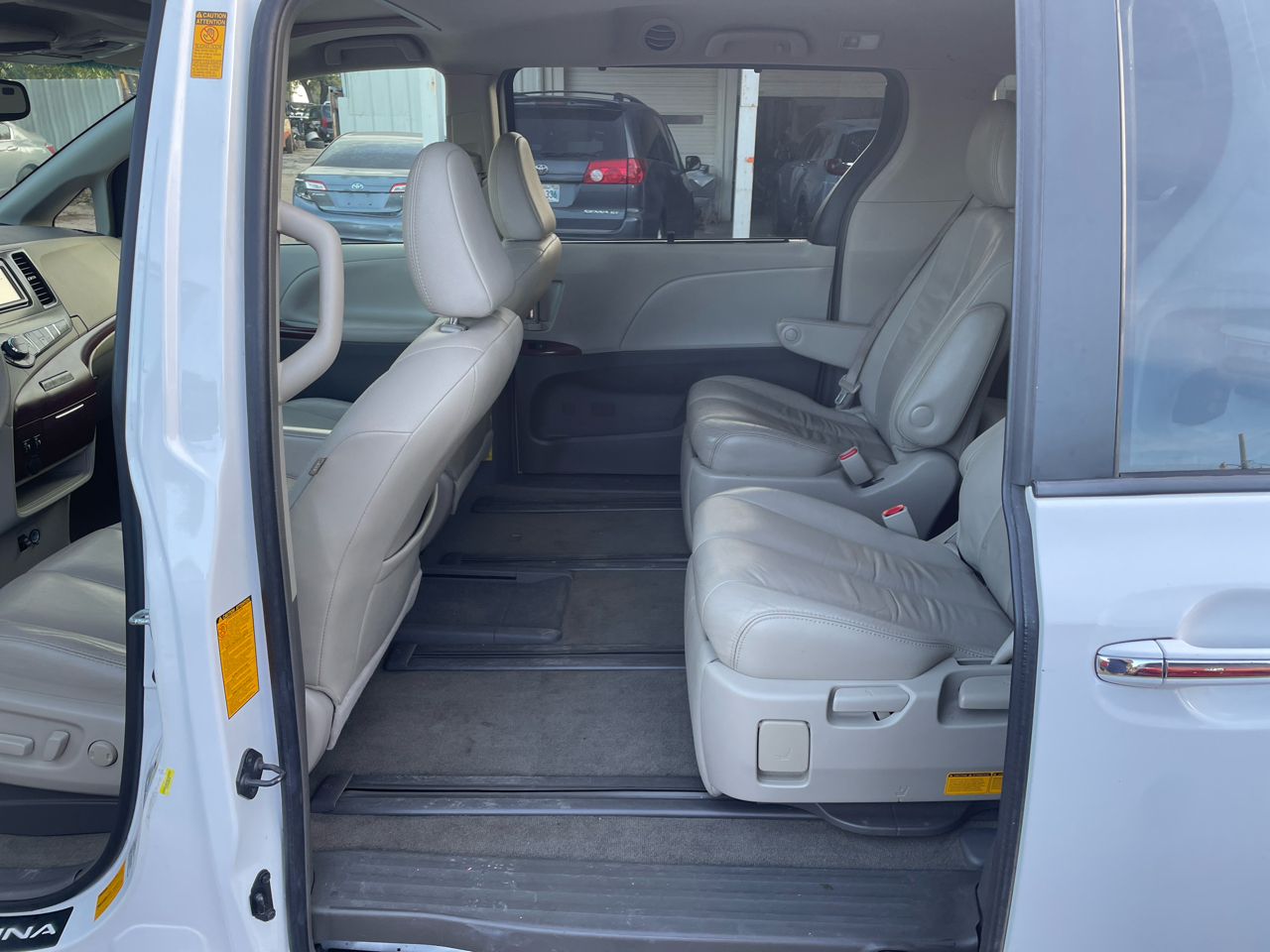 Toyota Sienna Limited AWD 7-Passenger V6 2013 Toyota Sienna Limited AWD 7-Passenger V6 2013