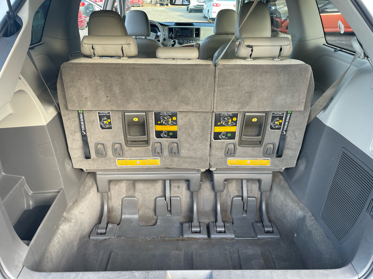 Toyota Sienna Limited AWD 7-Passenger V6 2013 Toyota Sienna Limited AWD 7-Passenger V6 2013