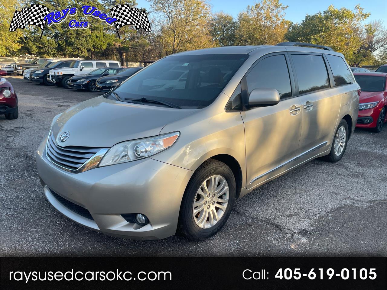 Toyota Sienna Limited Premium 7-Passenger 2017