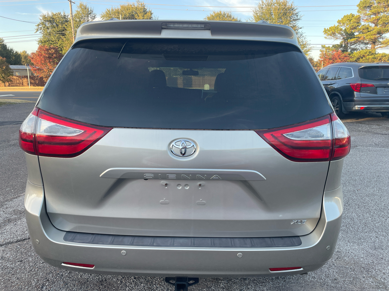 Toyota Sienna Limited Premium 7-Passenger 2017