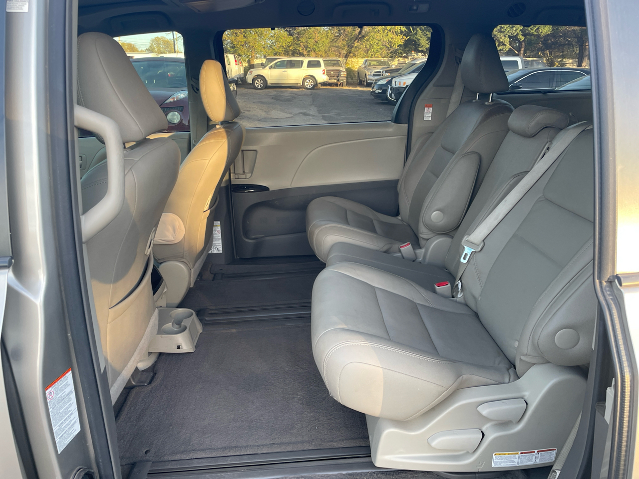 Toyota Sienna Limited Premium 7-Passenger 2017