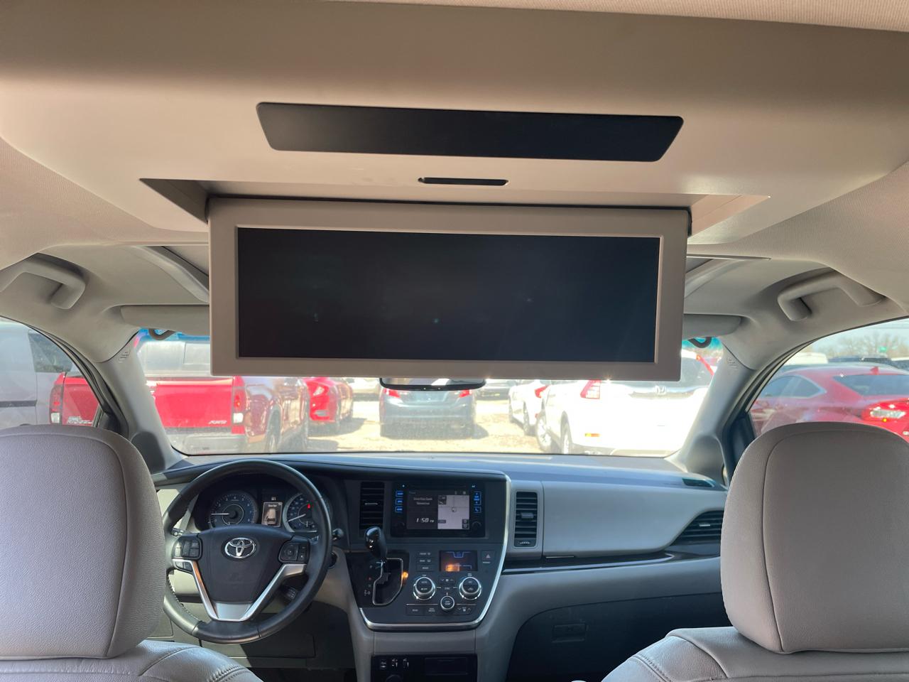 Toyota Sienna XLE FWD 8-Passenger V6 2016