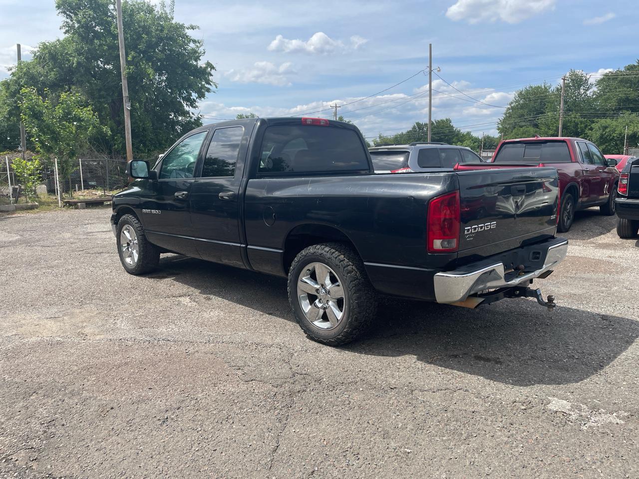 Dodge Ram 1500 ST Quad Cab 2WD 2004