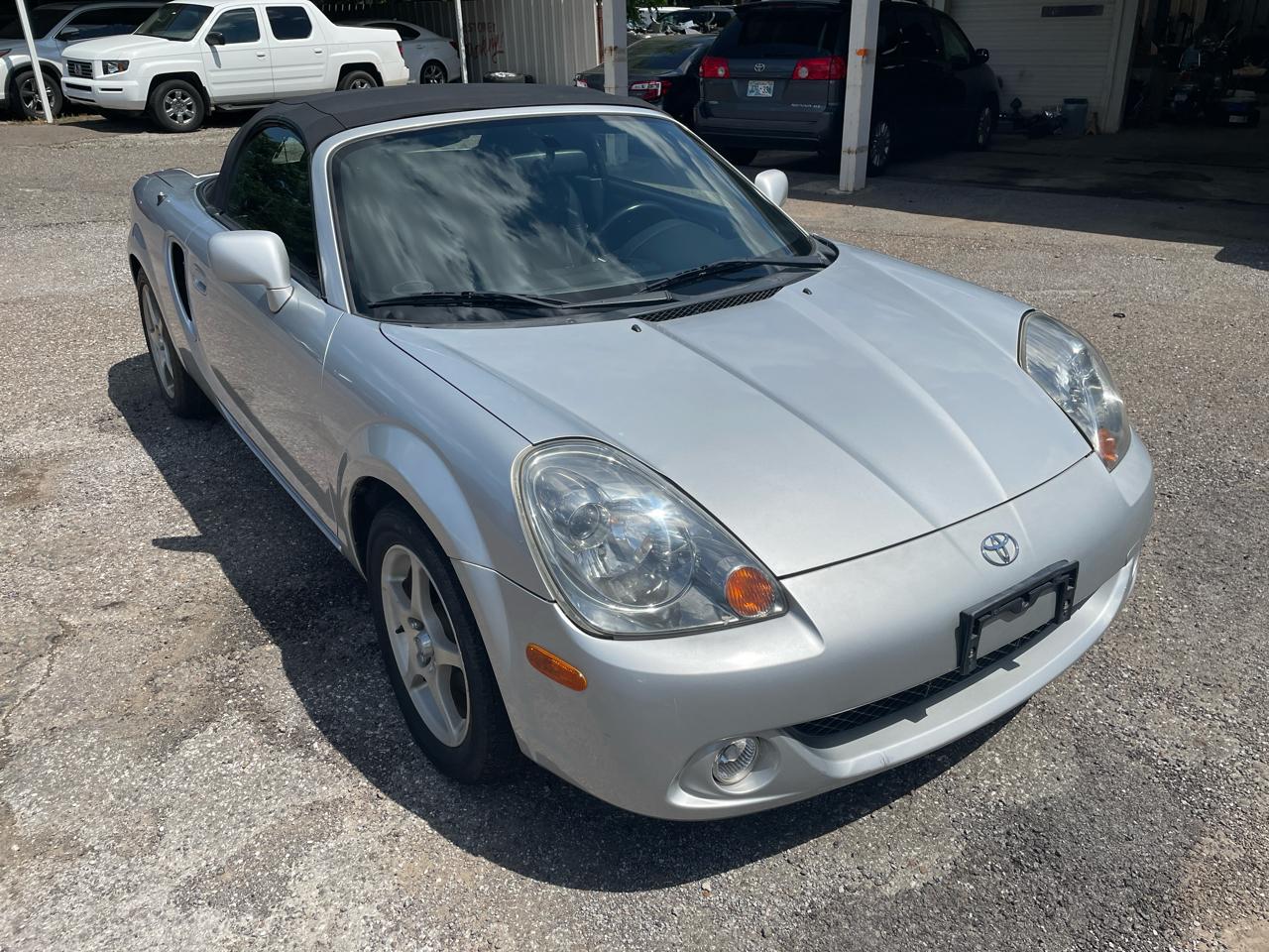 Toyota MR2 Spyder Convertible 2004