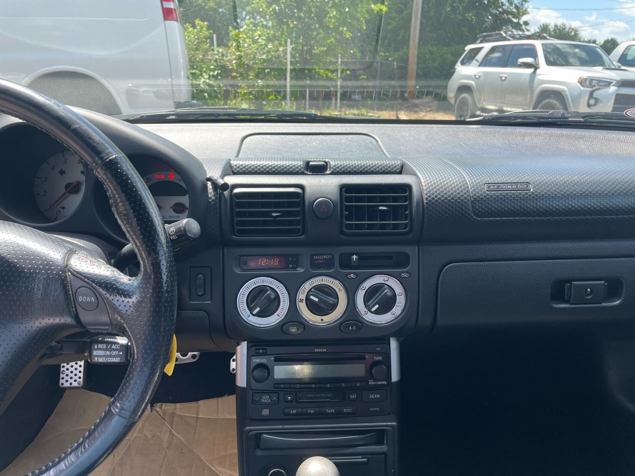 Toyota MR2 Spyder Convertible 2004