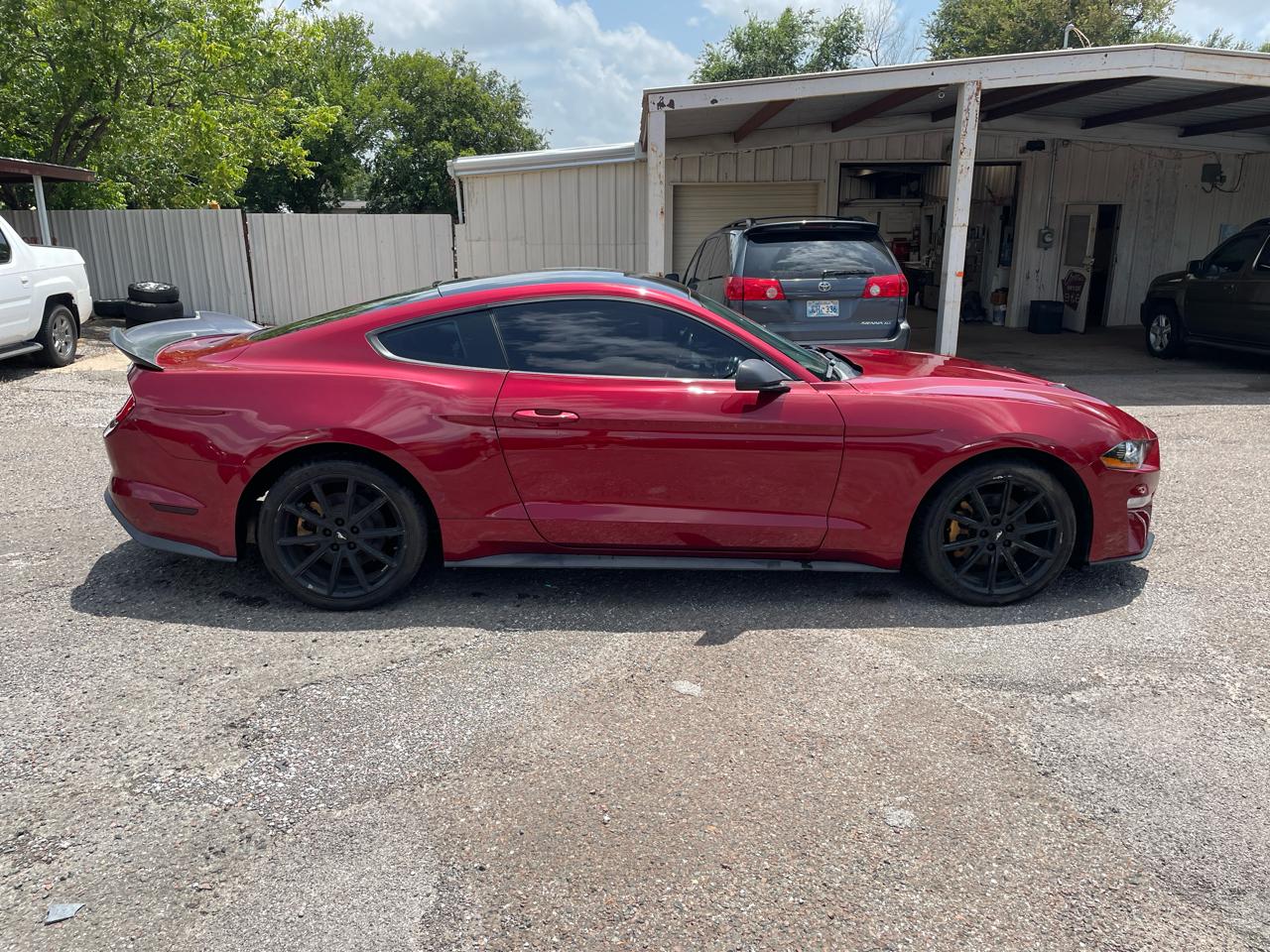 Ford Mustang EcoBoost Coupe 2018