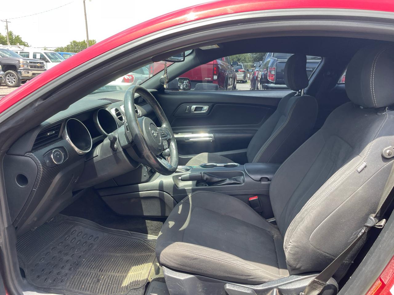 Ford Mustang EcoBoost Coupe 2018