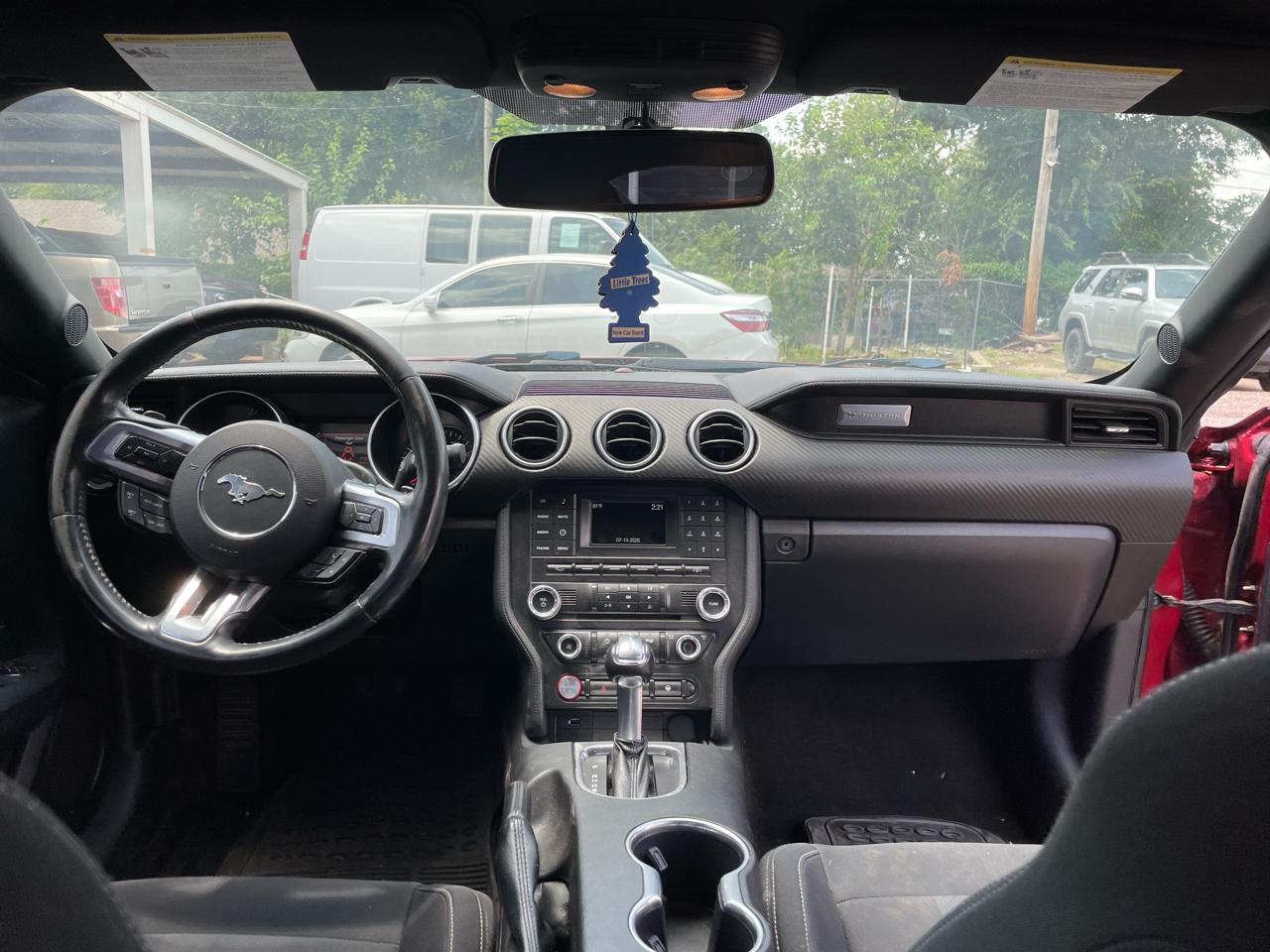 Ford Mustang EcoBoost Coupe 2018