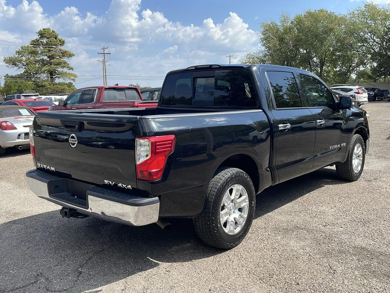 Nissan Titan PRO-4X Crew Cab 4WD 2018