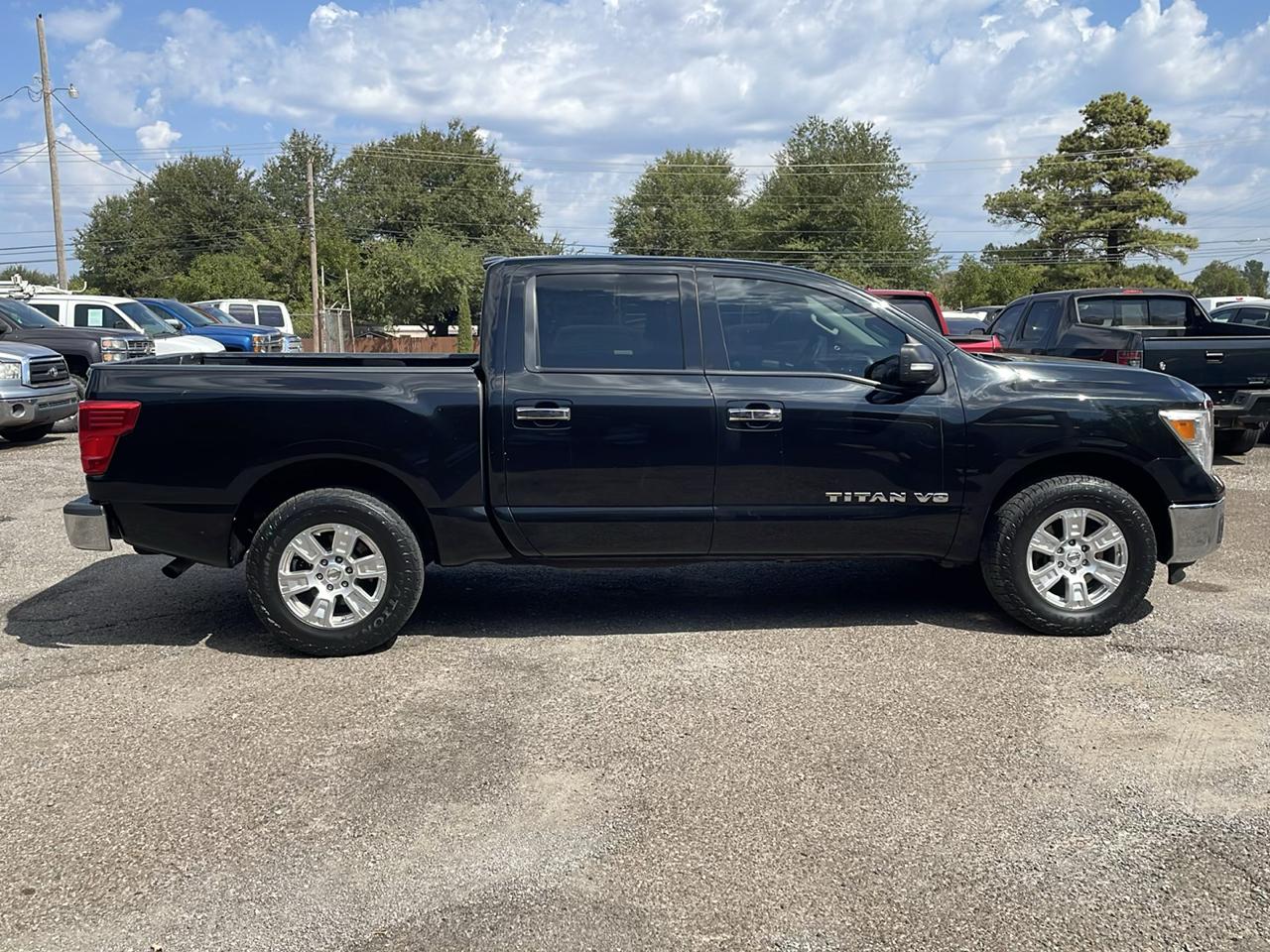 Nissan Titan PRO-4X Crew Cab 4WD 2018