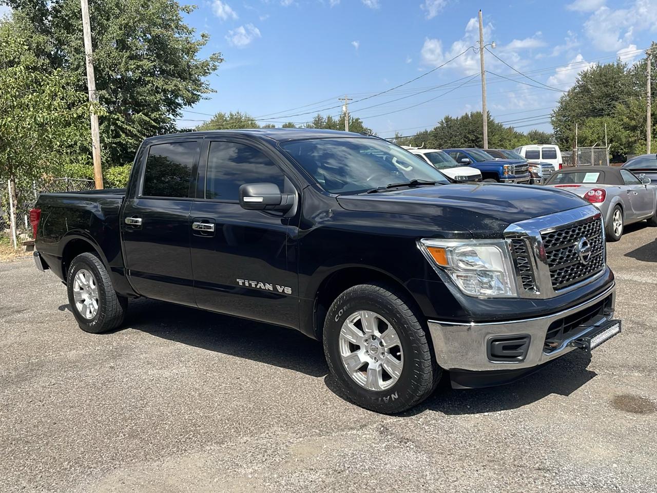 Nissan Titan PRO-4X Crew Cab 4WD 2018