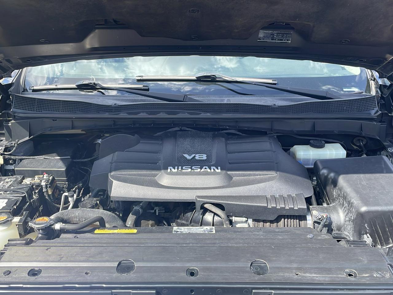Nissan Titan PRO-4X Crew Cab 4WD 2018