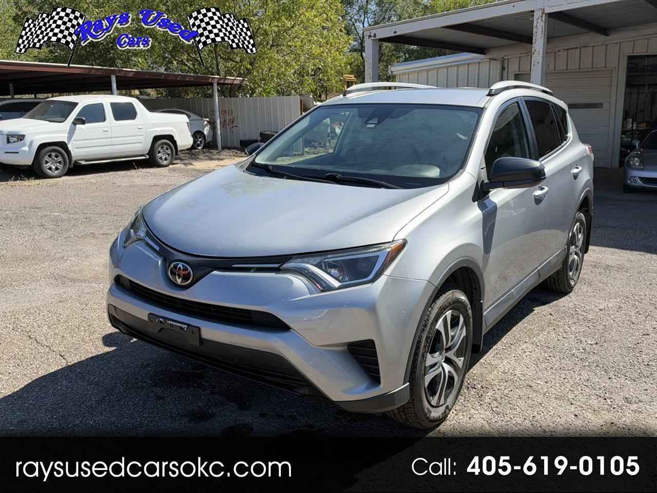 Toyota RAV4 LE AWD 2018