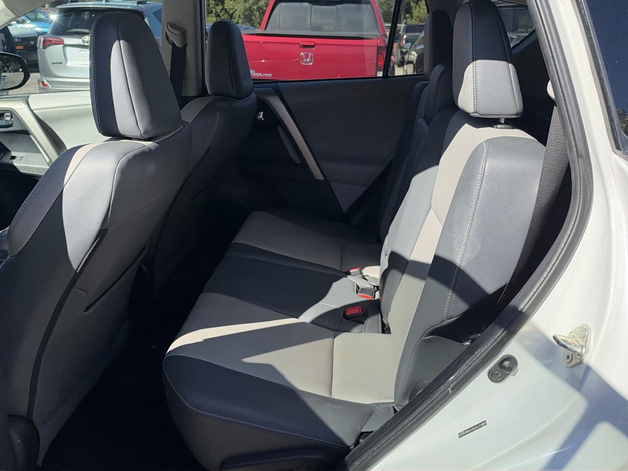 Toyota RAV4 Limited AWD 2013
