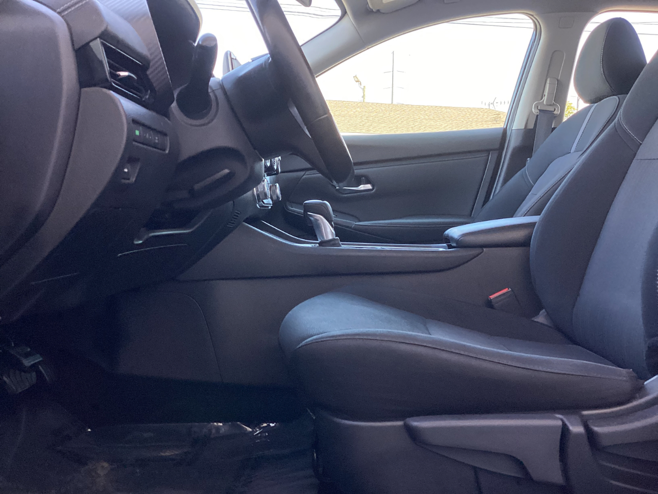 2023 Nissan Sentra SV photo 12