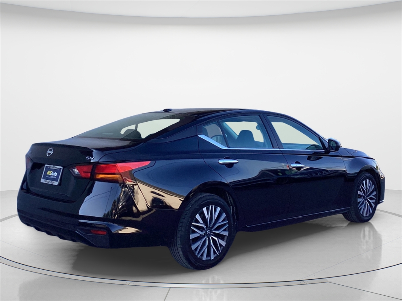 2024 Nissan Altima SV photo 3