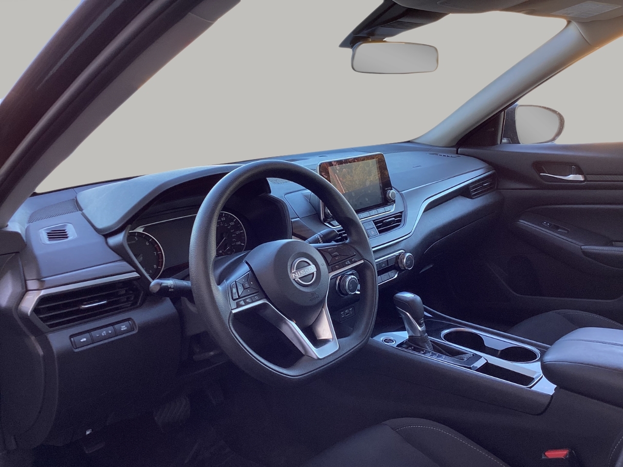2024 Nissan Altima SV photo 15