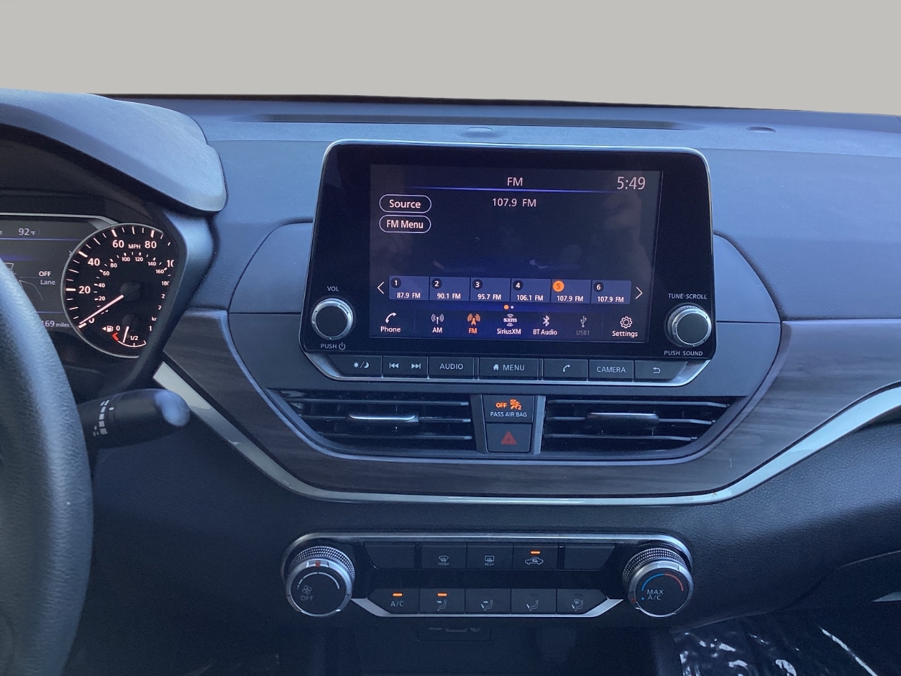 2024 Nissan Altima SV photo 16