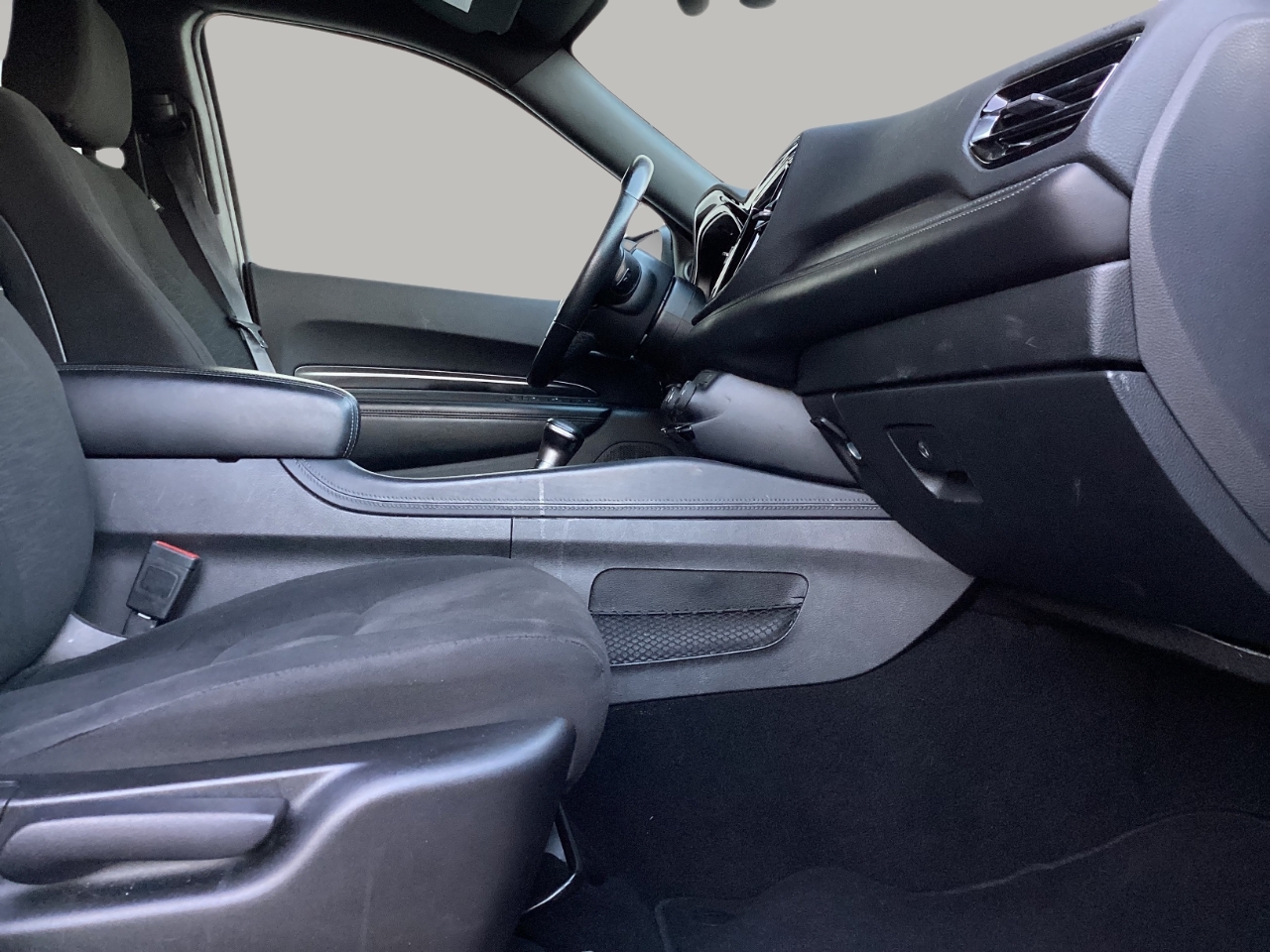 2023 Dodge Durango SXT photo 7