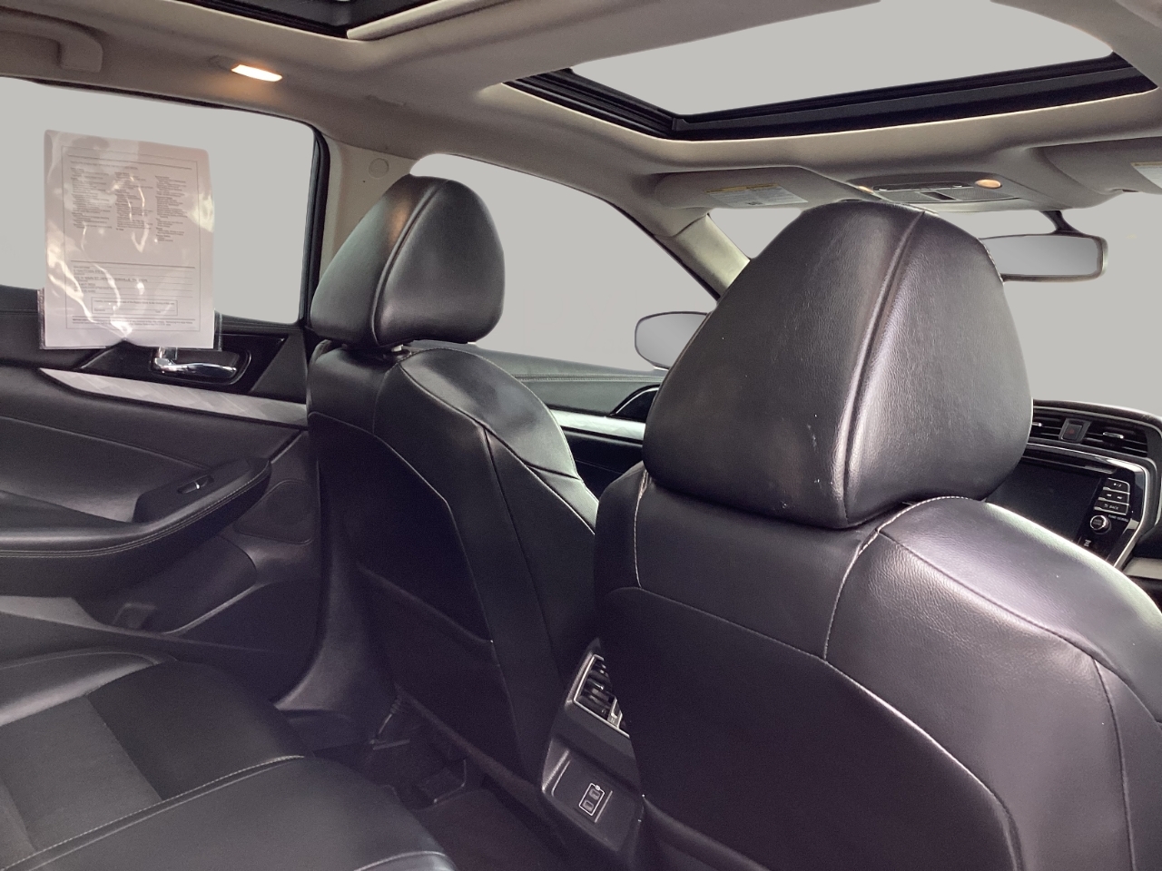 2018 Nissan Maxima S photo 8