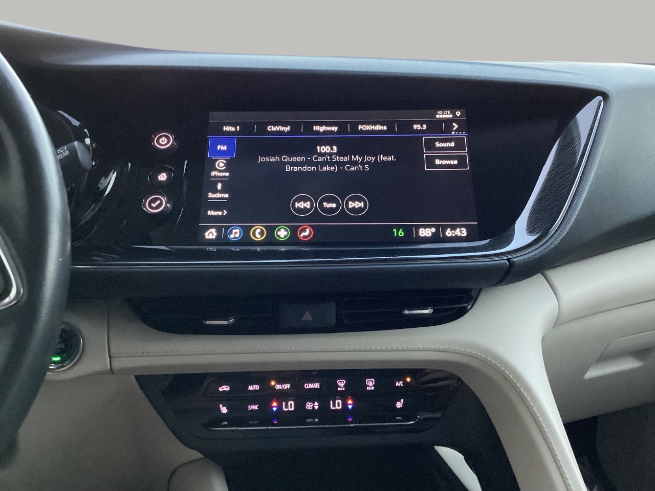 2023 Buick Envision Preferred photo 16