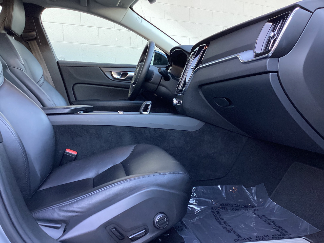2024 Volvo S60 Core photo 6