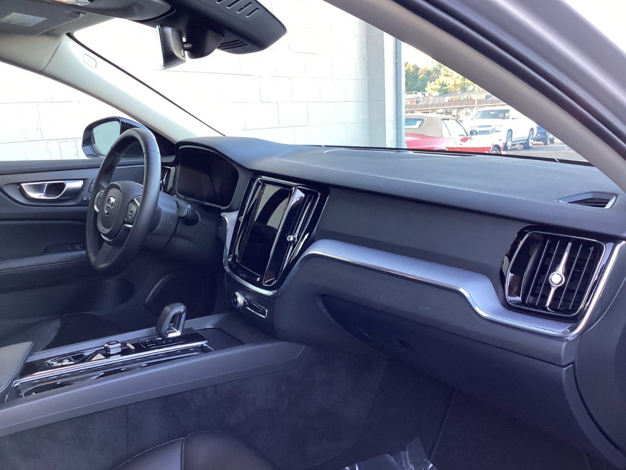 2024 Volvo S60 Core photo 7