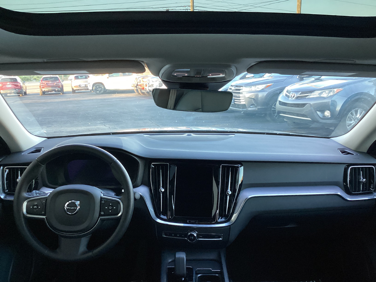 2024 Volvo S60 Core photo 12