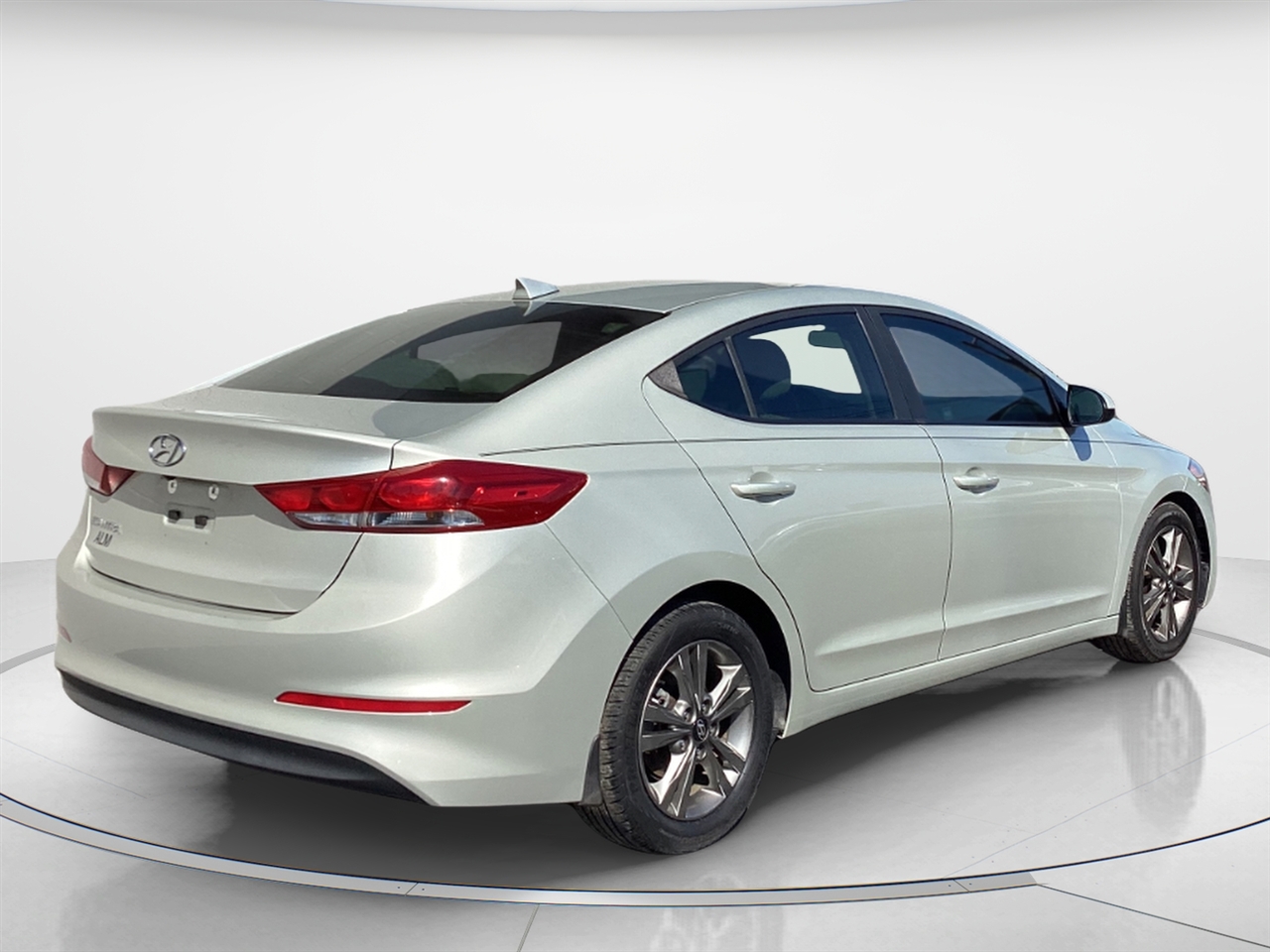 2018 Hyundai Elantra Limited photo 3