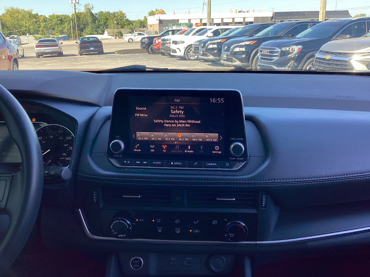 Nissan Rogue SV 2023