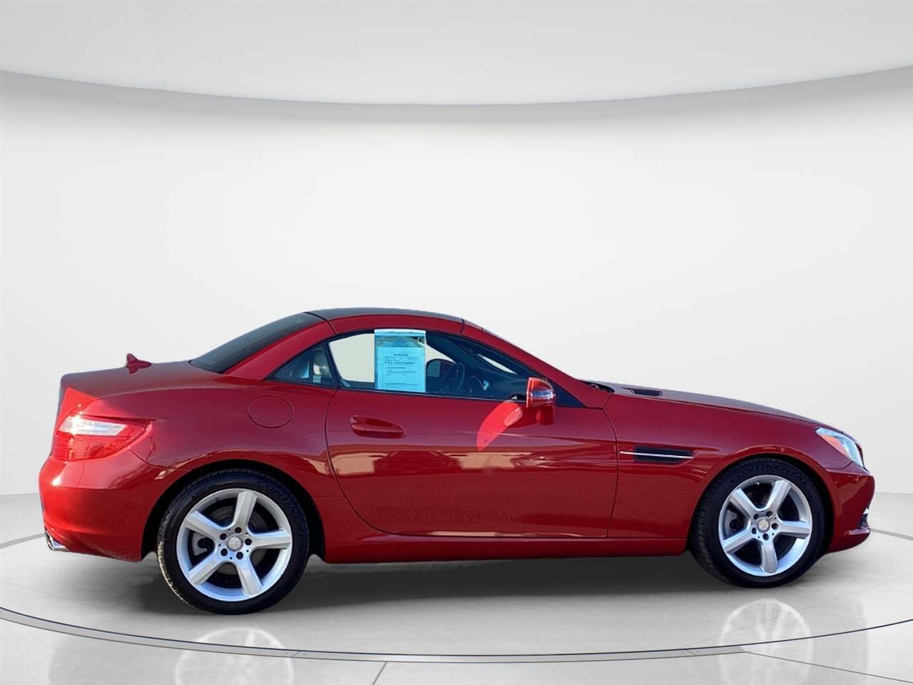 2015 Mercedes Benz SLK 250 photo 3