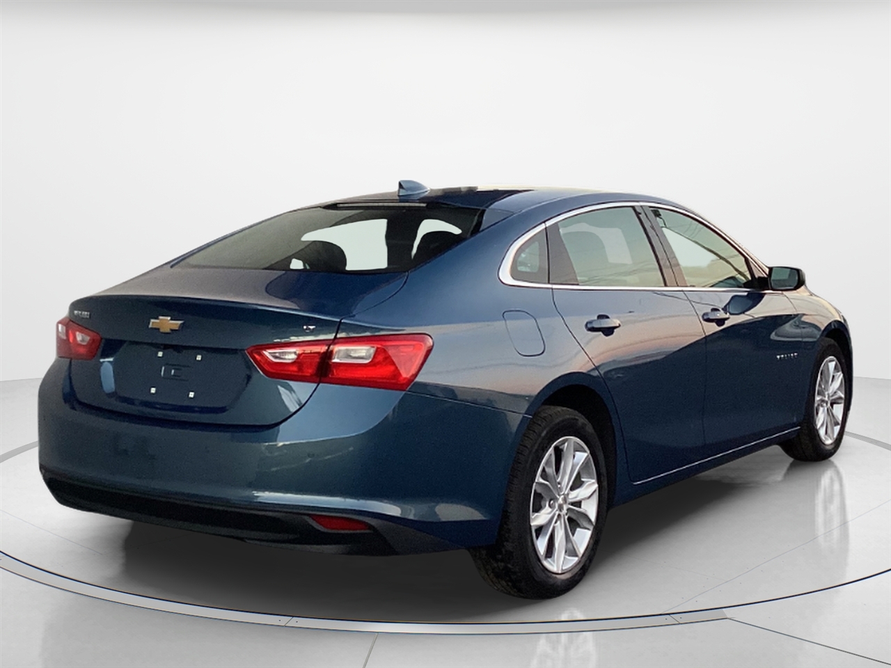 2024 Chevrolet Malibu 1LT photo 3