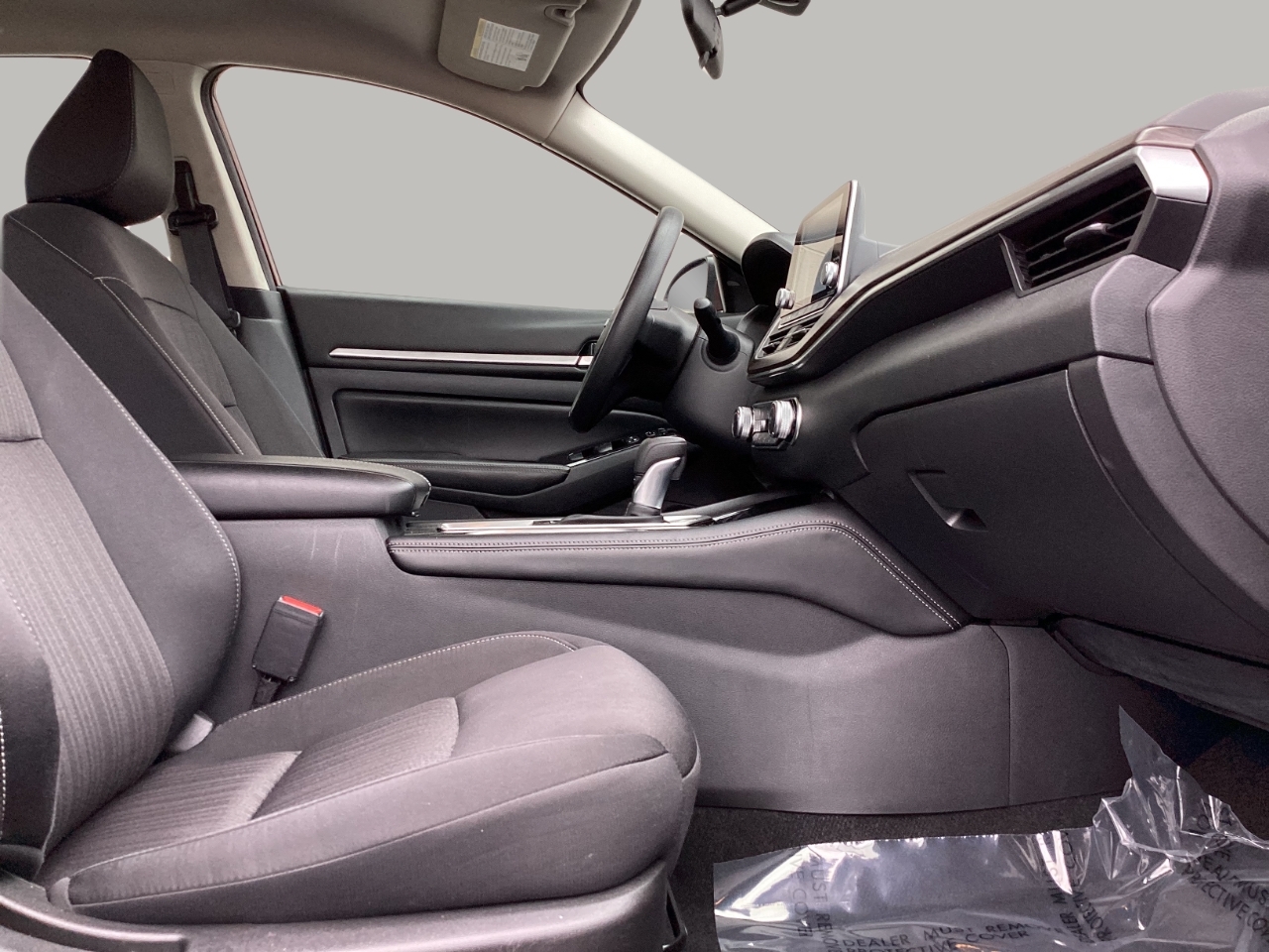 2024 Nissan Sentra SV photo 4