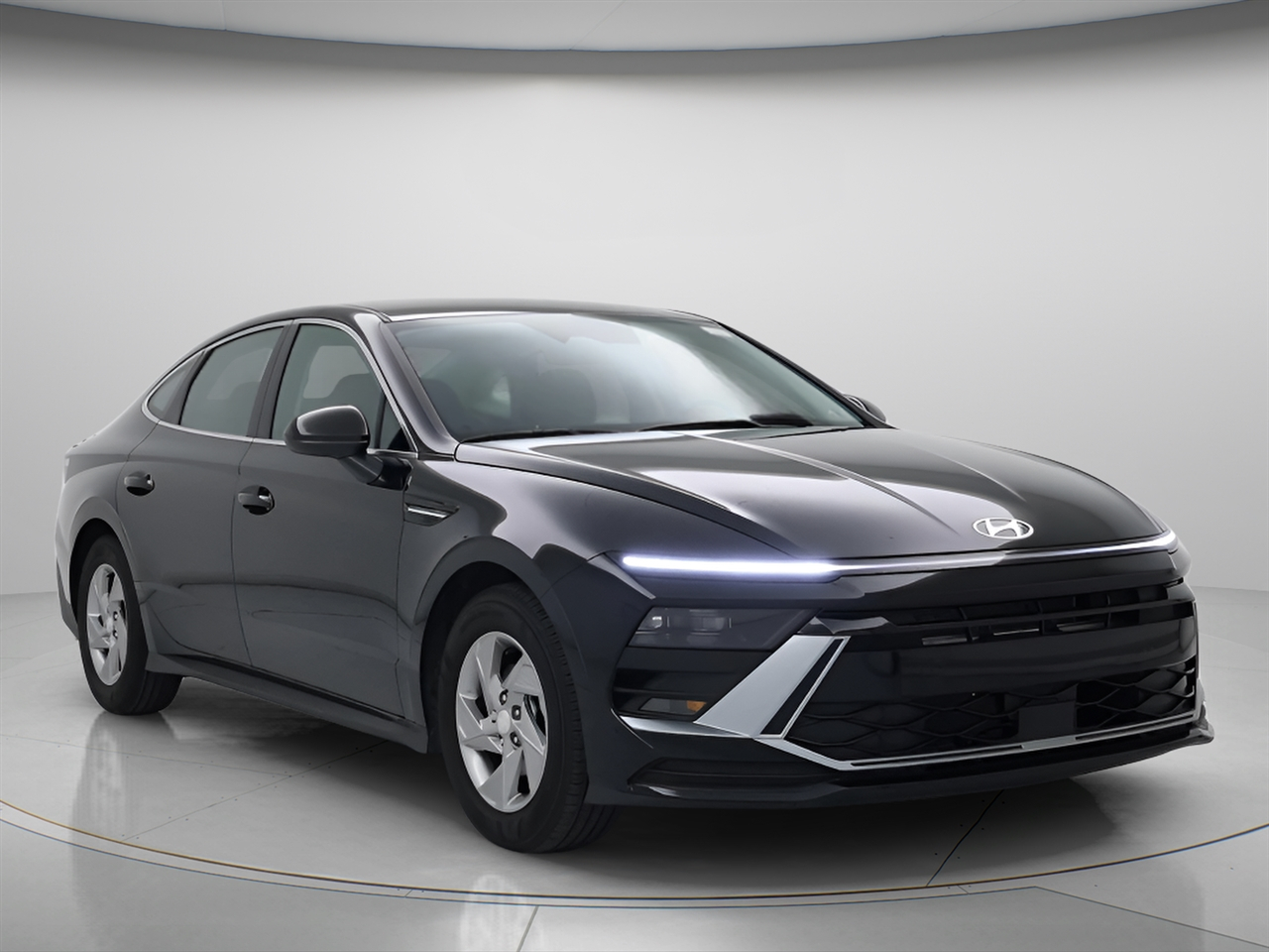 2025 Hyundai Sonata Hybrid 