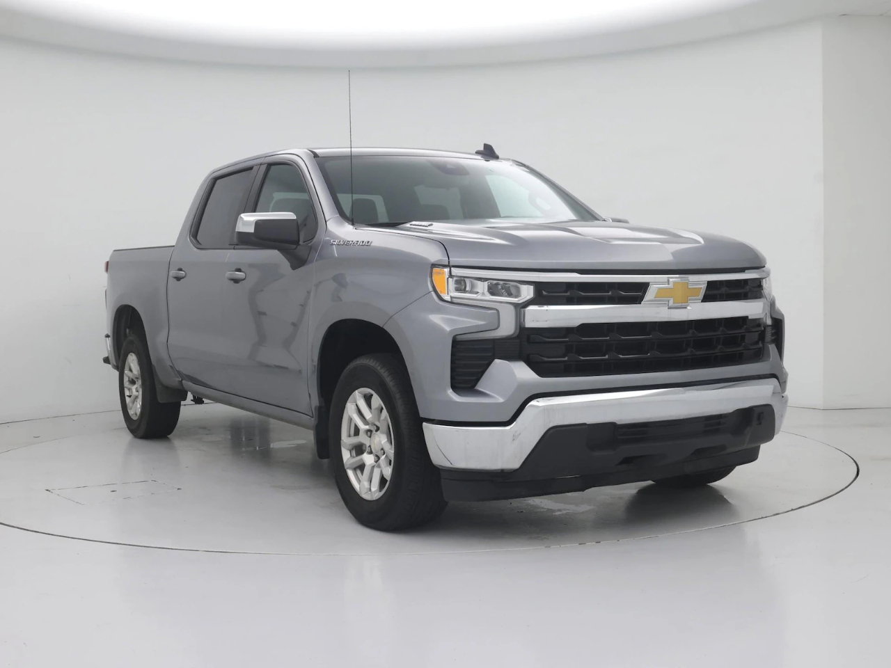 2024 Chevrolet Silverado 1500 LT Crew Cab 4WD