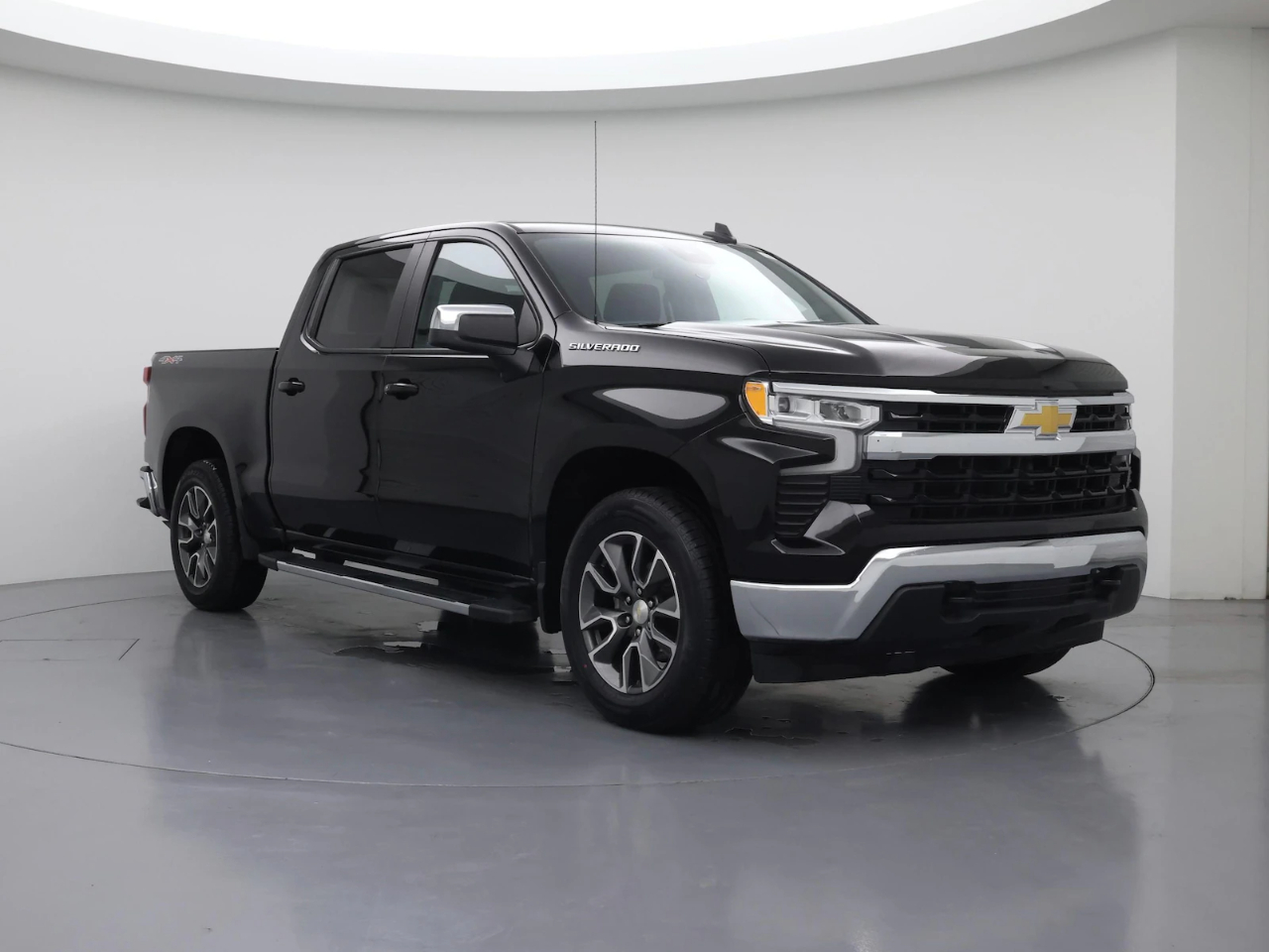 2023 Chevrolet Silverado 1500 LT Crew Cab 4WD