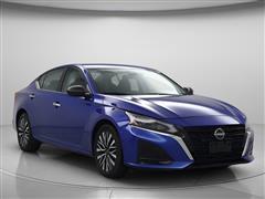 2025 Nissan Altima 