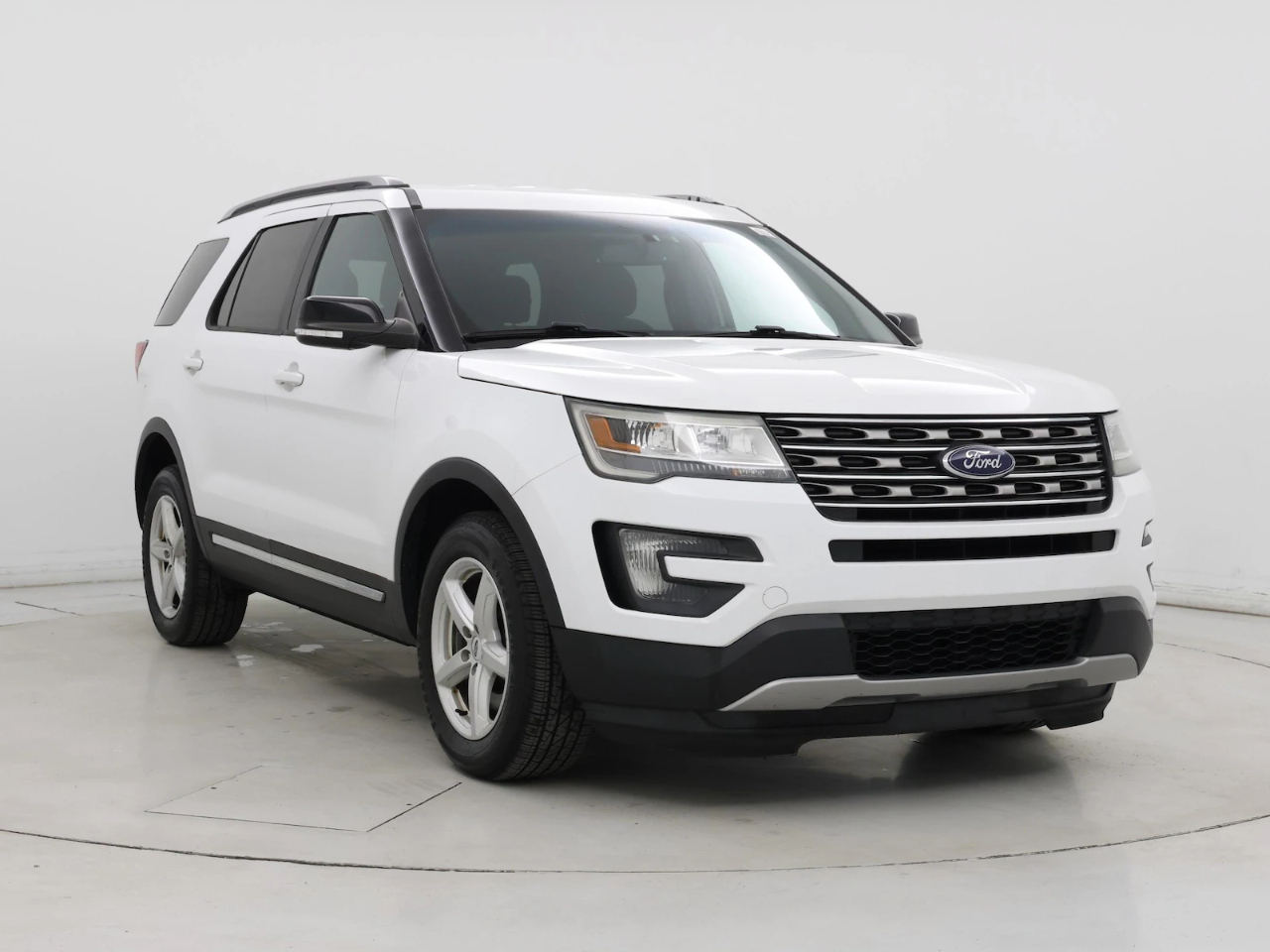2017 Ford Explorer Platinum 4WD's photo