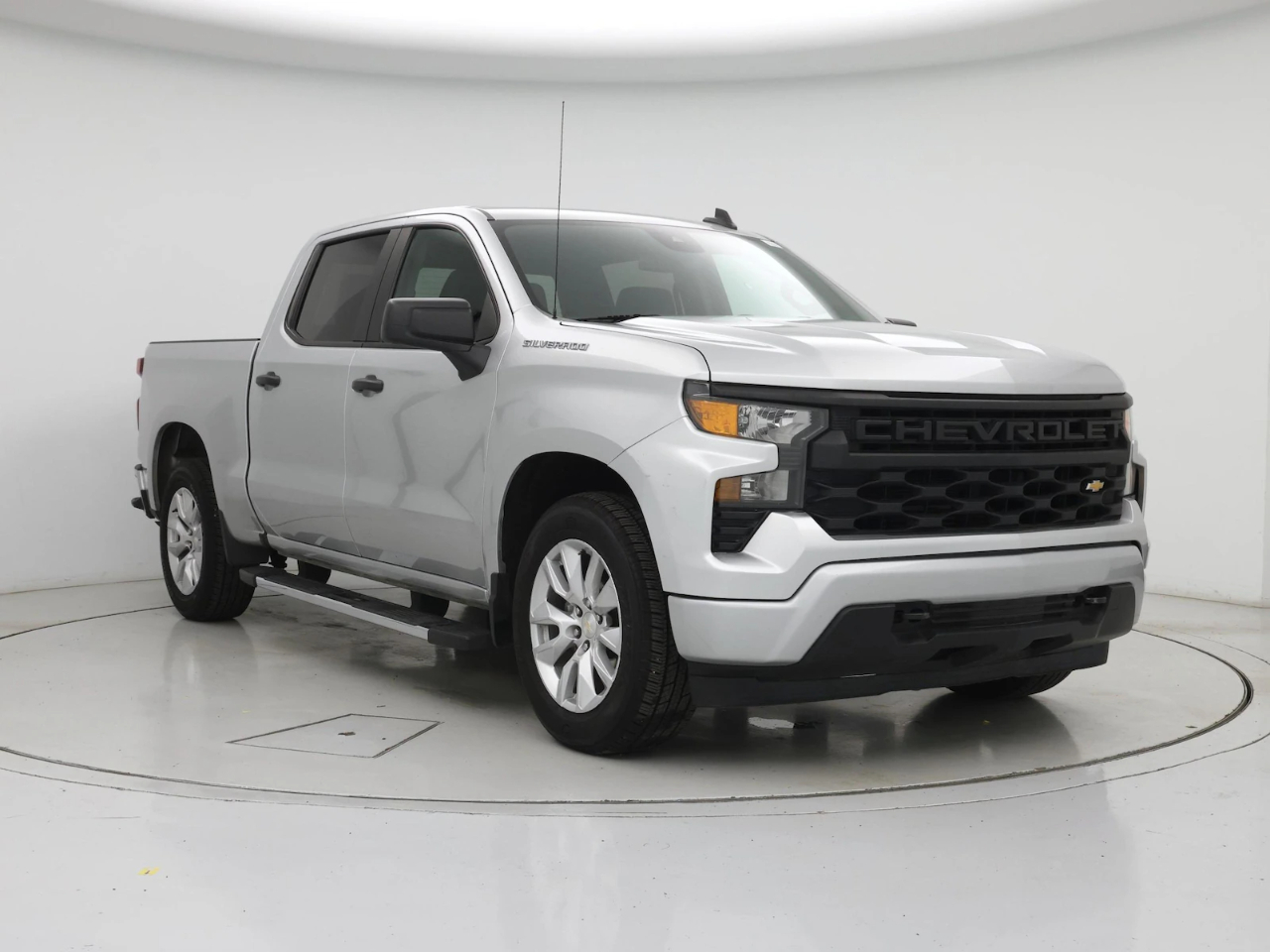 2022 Chevrolet Silverado 1500 Custom Crew Cab 4WD